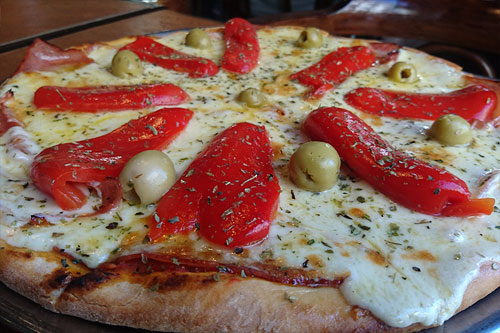 Pizza - Jamon y Morrones